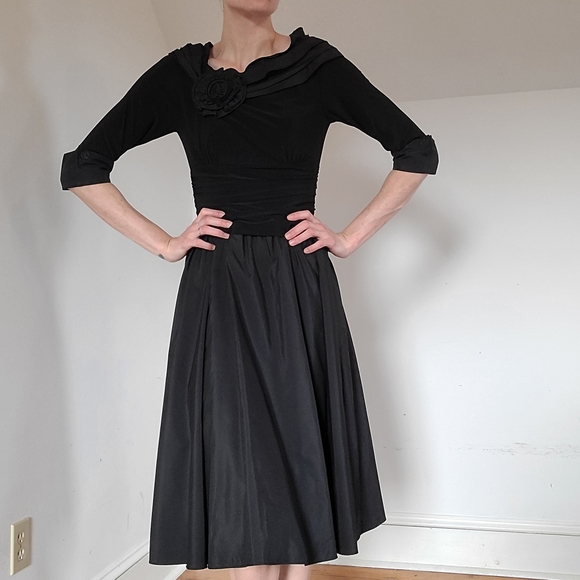 VINTAGE - Black dress - Picture 6 of 10